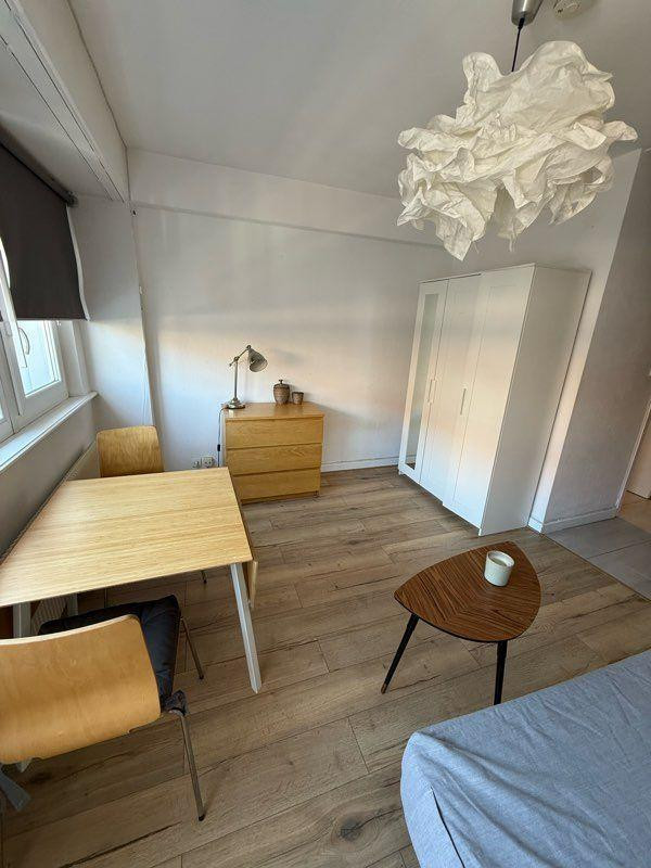 
                                                Location
                                                 Beau studio 21m2 avec balcon