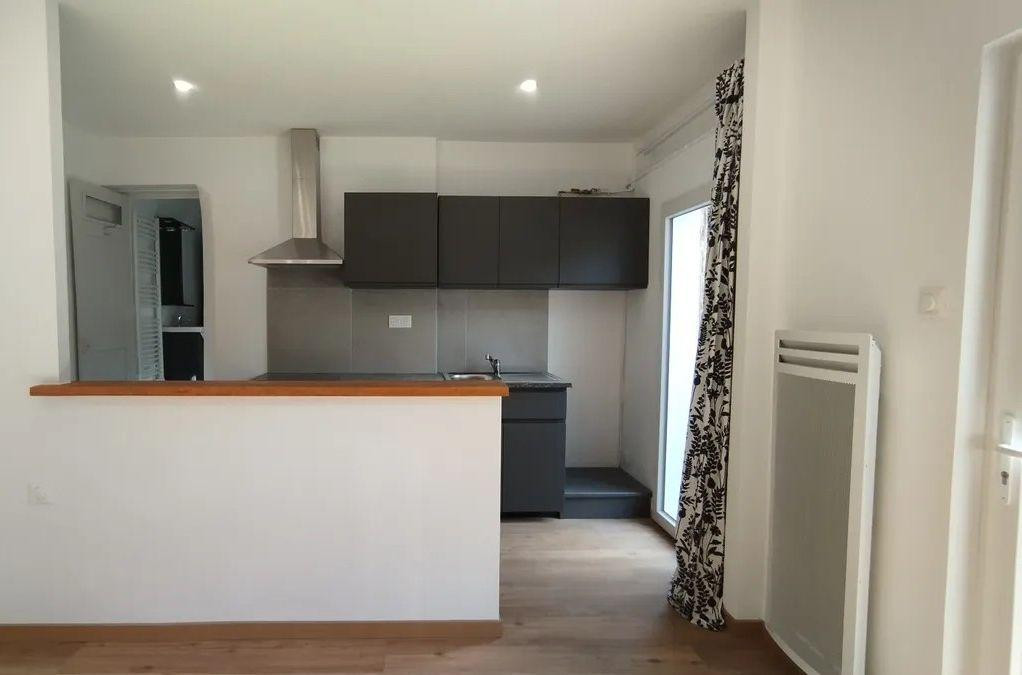 
                                                Location
                                                 Beau studio 22m² St Barnabé – Bois-Luzy
