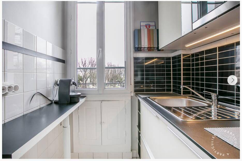 
                                                Location
                                                 Beau studio 23m² bail société / rés secondaire