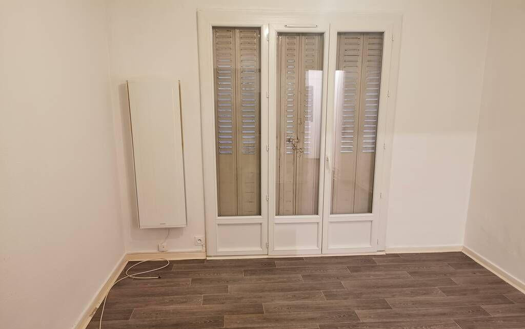 
                                                Location
                                                 Beau studio 24 m² refait à neuf à Grenoble
