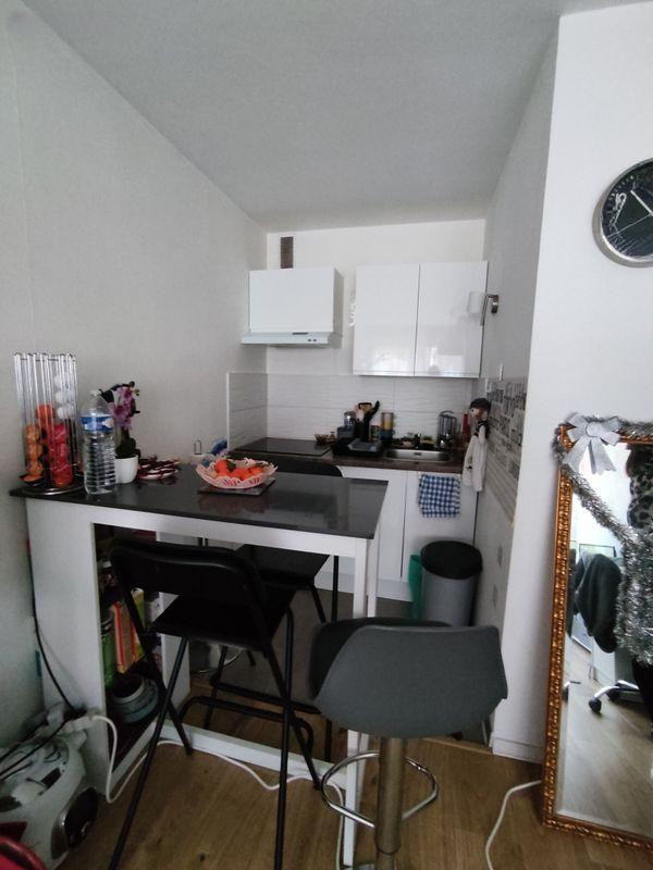 
                                                Location
                                                 Beau studio 24M² dans résidence sécurisée