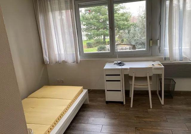 
                                                Location
                                                 Beau studio 24m2 meublé à Lyon 7 (Gerland)