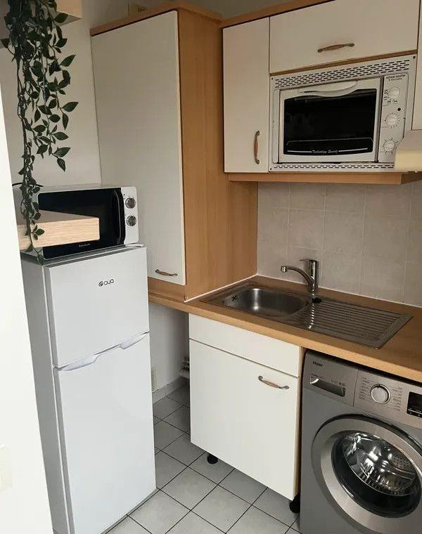 
                                                Location
                                                 Beau studio 25m² avec terrasse