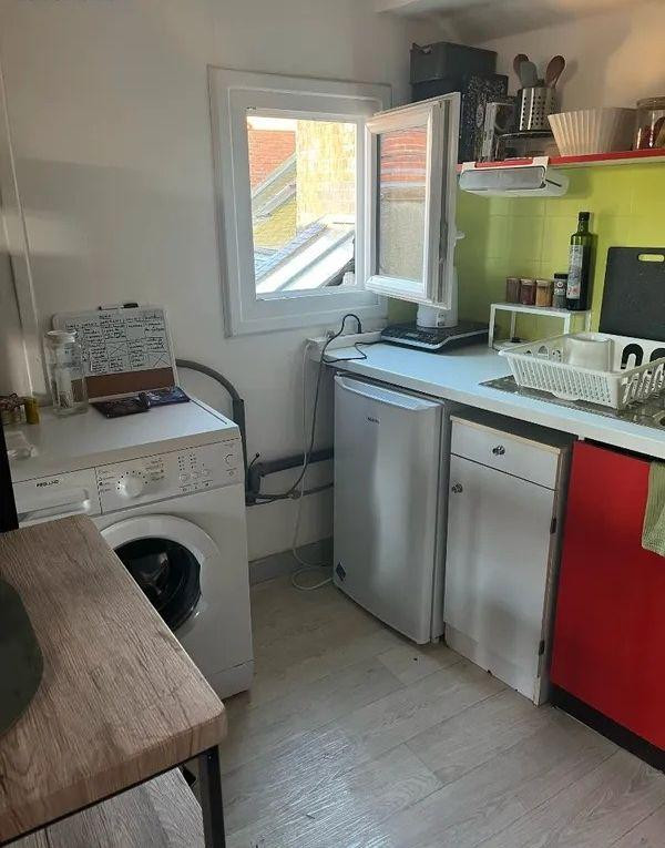 
                                                Location
                                                 Beau studio 25m² meublé et équipé aux Halles