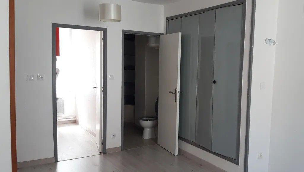 
                                                Location
                                                 Beau studio 25m² secteur charlemagne