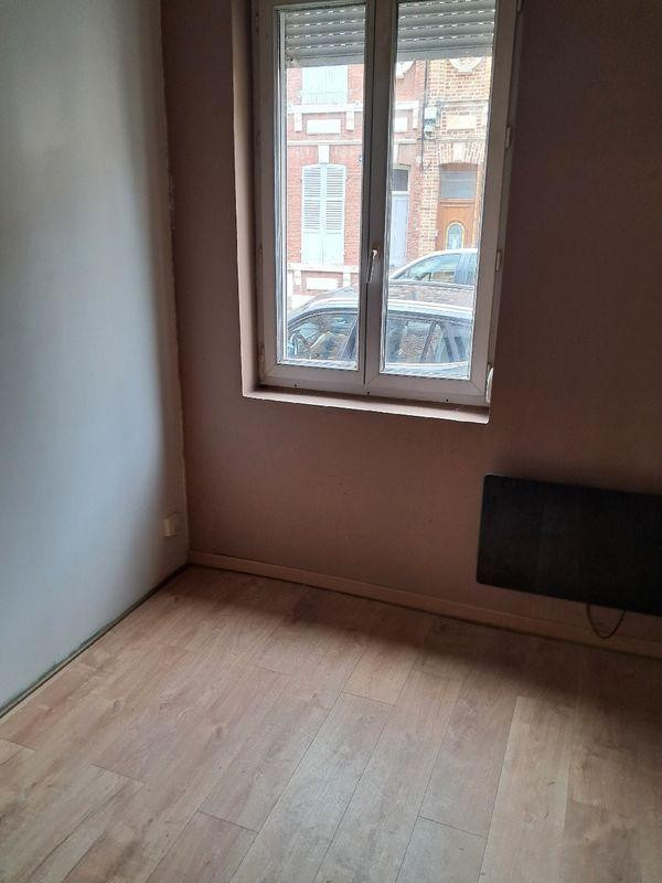 
                                                Location
                                                 Beau studio 26m²