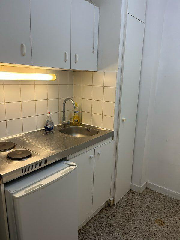 
                                                Location
                                                 Beau studio 26m²