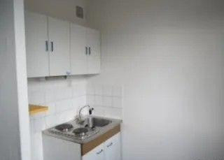 
                                                Location
                                                 Beau studio 26m²