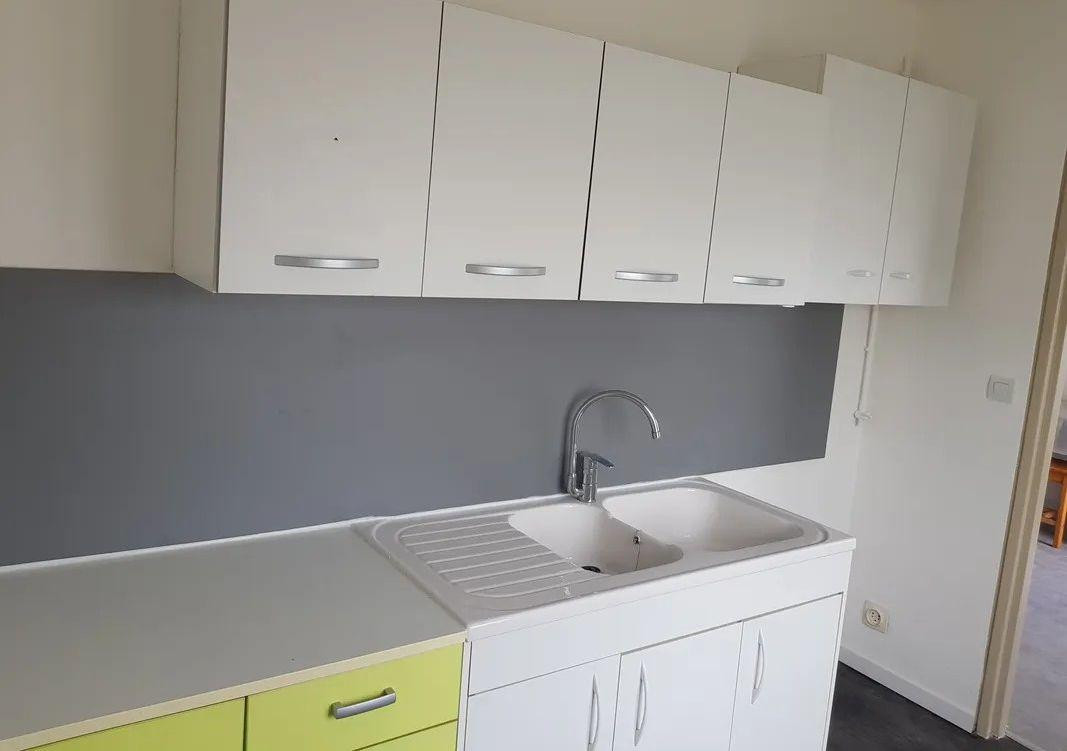 
                                                Location
                                                 Beau studio 26m² à Reims