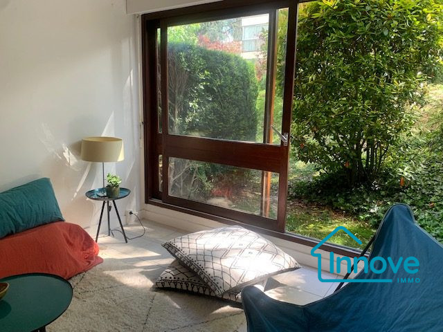 
                                                Vente
                                                 Beau studio 27 m² en rez de jardin exposé Sud