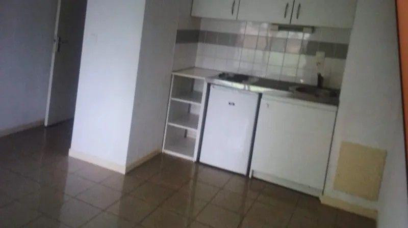 
                                                Location
                                                 Beau studio 27m² avec balcon