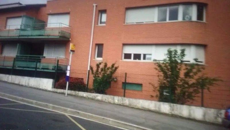 
                                                Location
                                                 Beau studio 27m² avec balcon