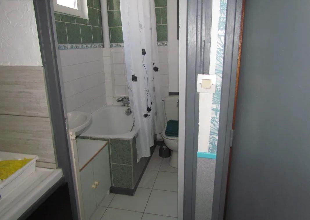 
                                                Location
                                                 Beau studio/2P meublé 30m² proche gare