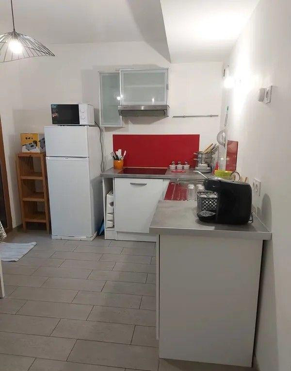 
                                                Location
                                                 Beau studio/2P meublé 39m² avec balcon