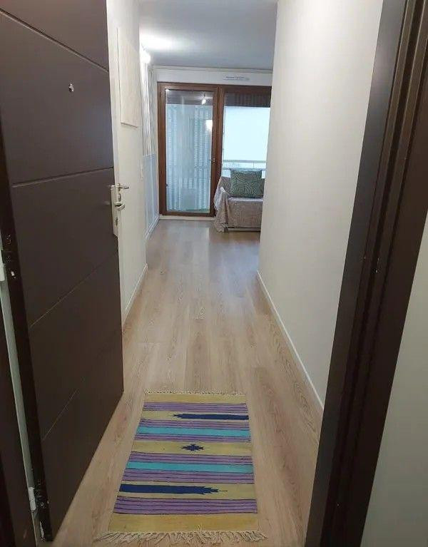 
                                                Location
                                                 Beau studio/2P meublé 39m² avec balcon