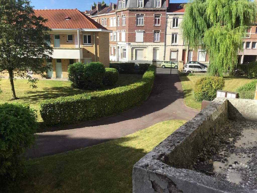 
                                                Location
                                                 Beau studio 30 m² Lille