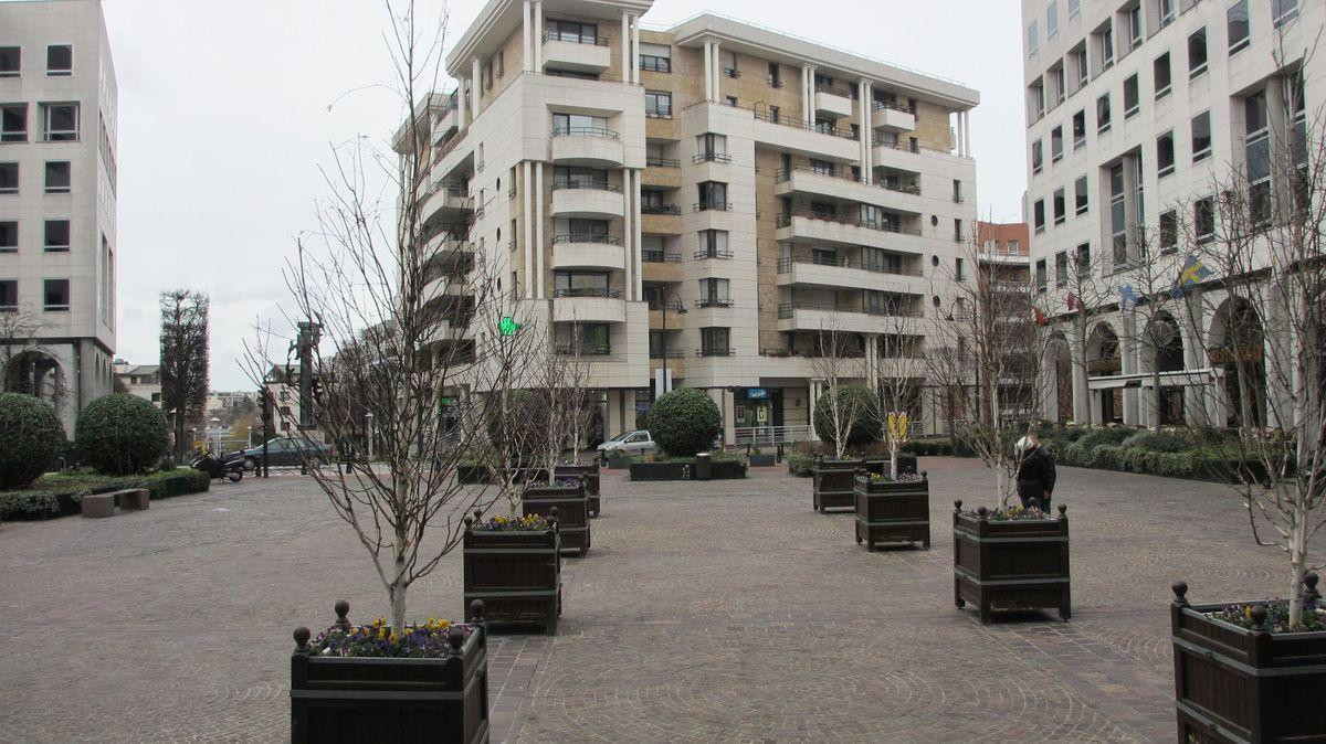 
                                                Location
                                                 Beau studio 30m² à Rueil-Malmaison