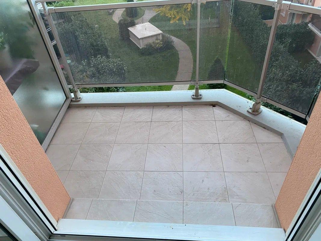 
                                                Location
                                                 Beau studio 30m² avec chambre séparée