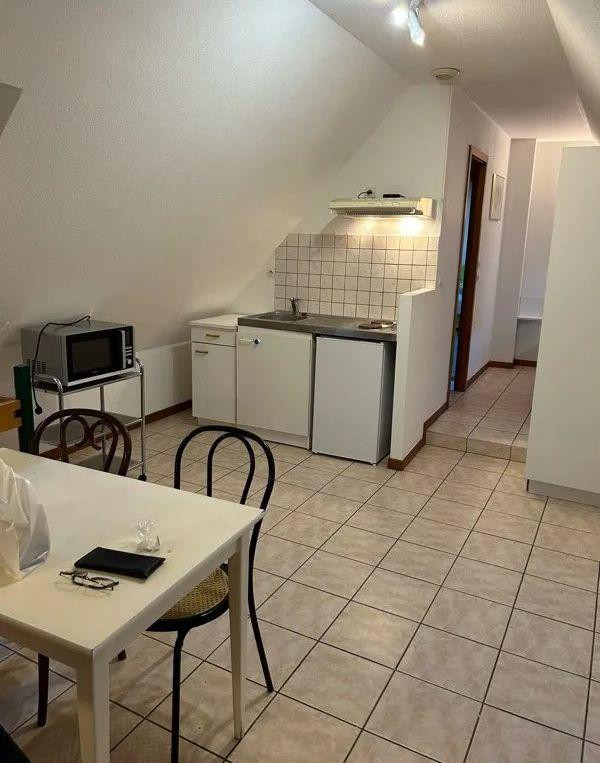 
                                                Location
                                                 Beau studio 30m² Centre historique
