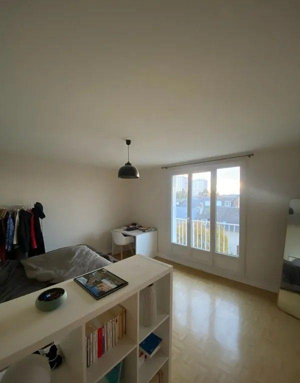 
                                                Location
                                                 Beau studio 30m² Quartier Febvotte