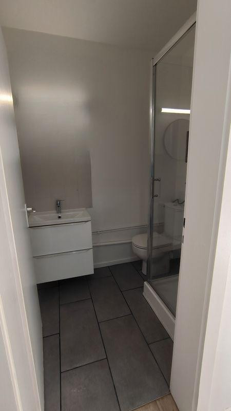 
                                                Location
                                                 Beau studio 30m2 entièrement rénové