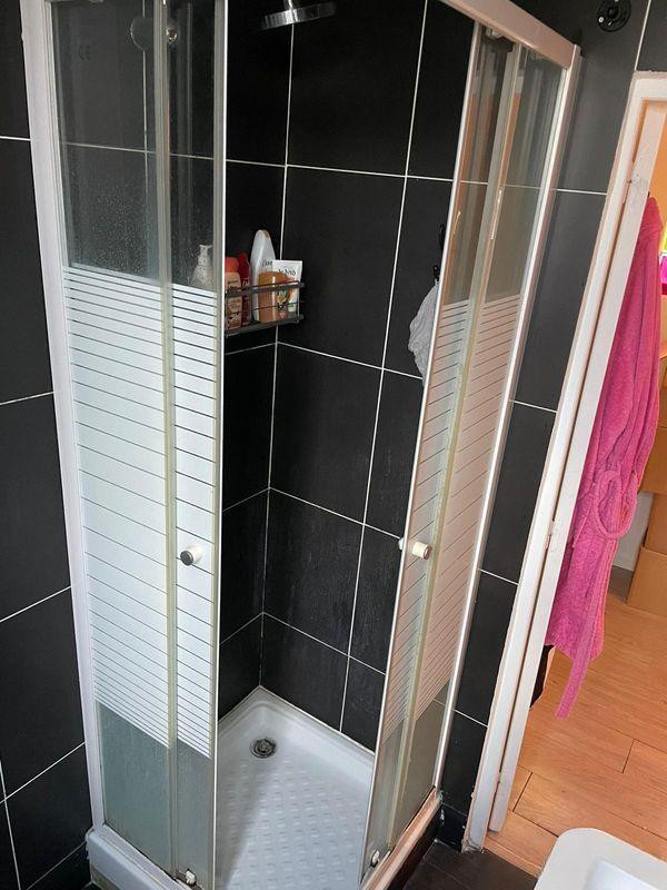 
                                                Location
                                                 Beau studio 31 m² dans résidence calme