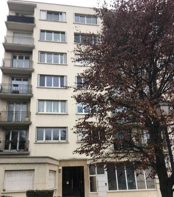 
                                                Location
                                                 Beau studio 31m² lumineux