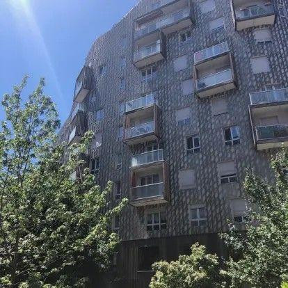 
                                                Location
                                                 Beau studio 31m² quartier des Epinettes-Bessières