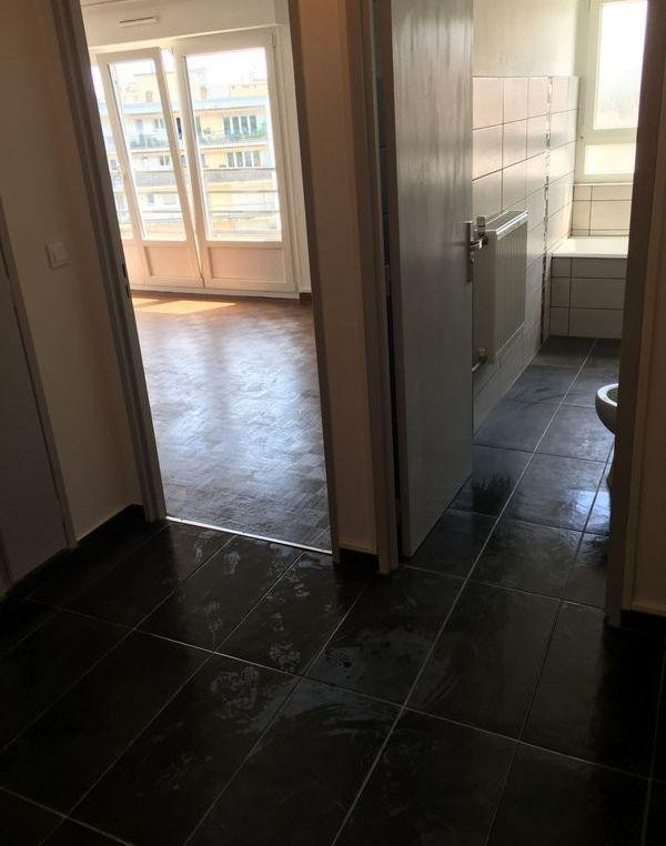 
                                                Location
                                                 Beau studio 31m² Sablon, Gare rénové