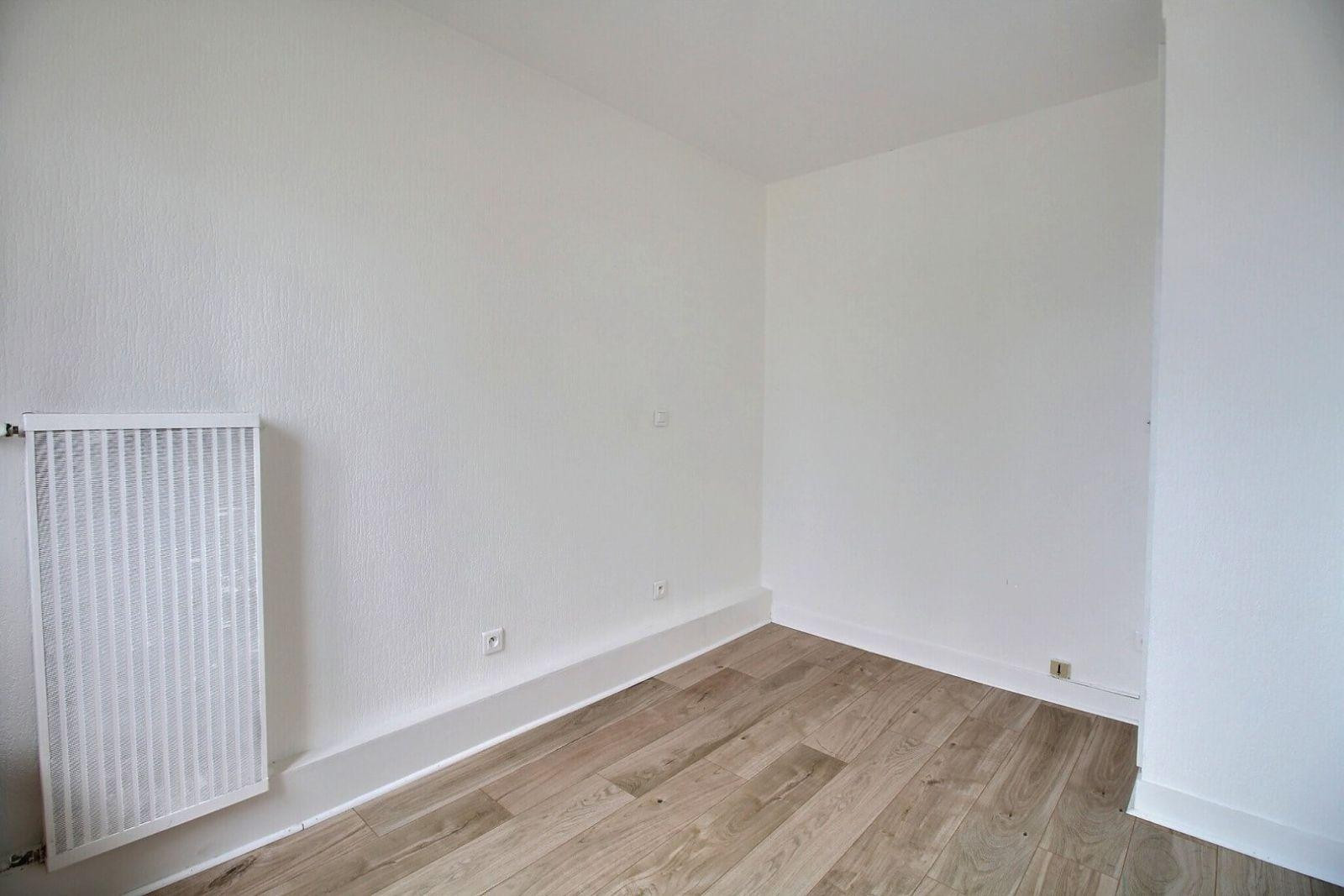 
                                                Location
                                                 Beau studio 35m² proche de la Défense
