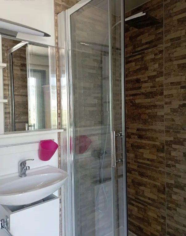 
                                                Location
                                                 Beau studio 35m² proche tramway Flandrin Valmy