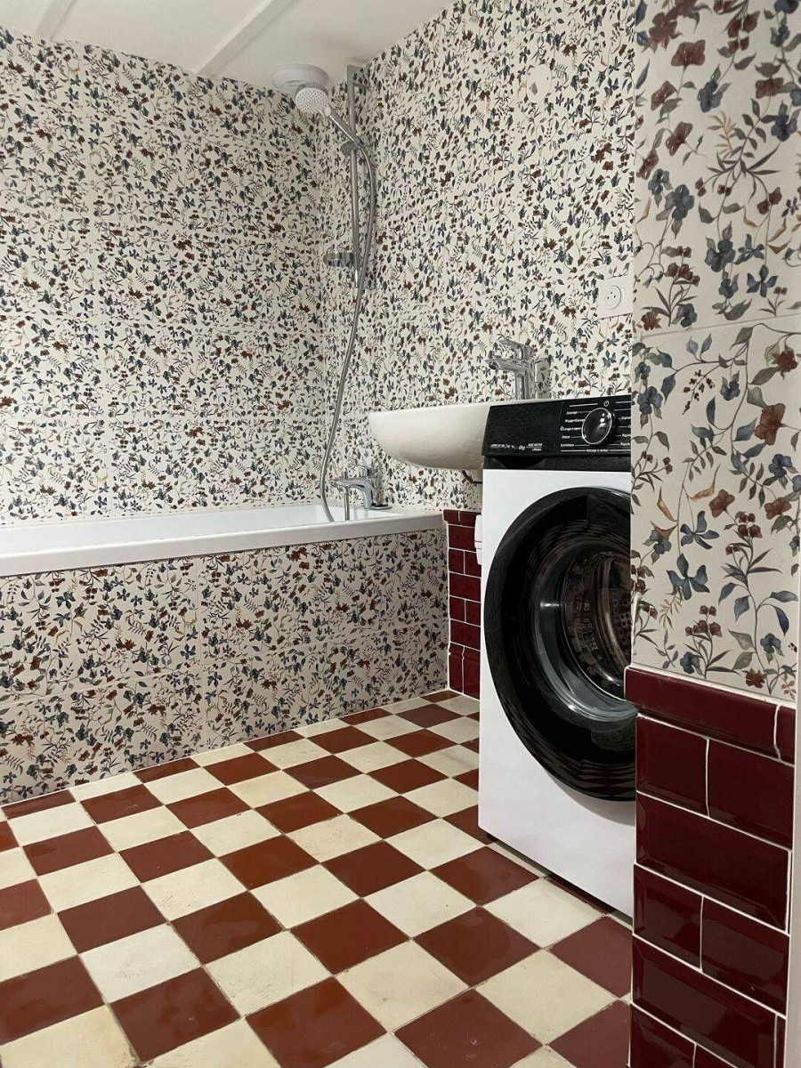 
                                                Location
                                                 Beau studio 37m² neuf sur cours
