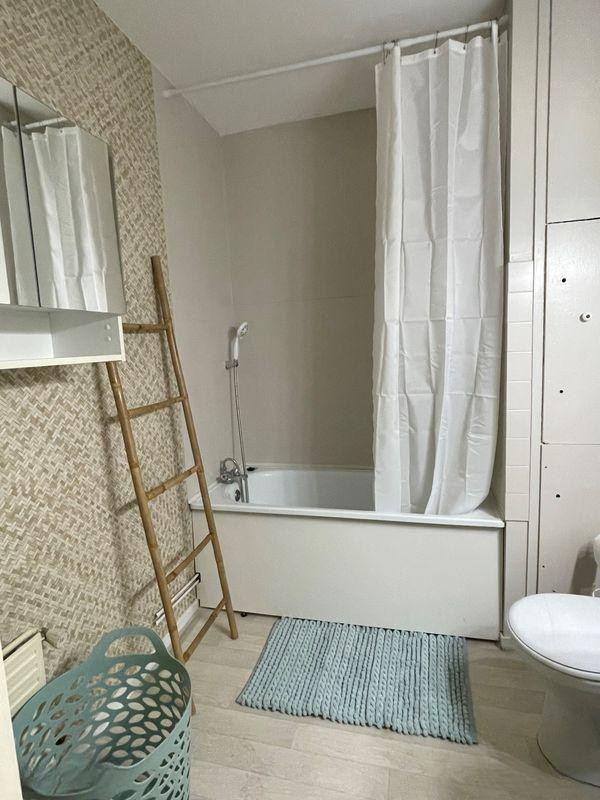 
                                                Location
                                                 Beau studio 41m² lumineux balcon exposé Sud