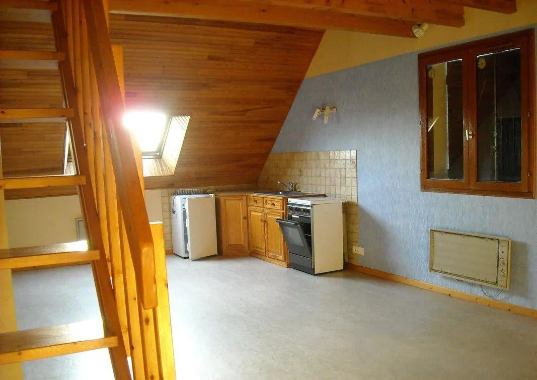 
                                                Location
                                                 Beau studio 45m² + mezzanine lac des Bretonnières