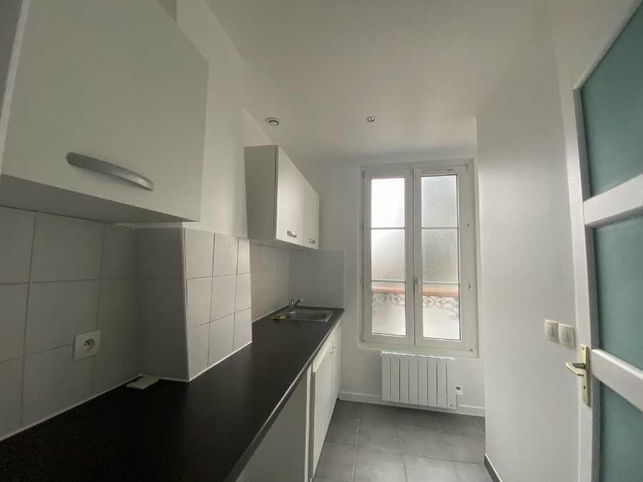 
                                                Location
                                                 Beau studio à Bagneux proche RER B