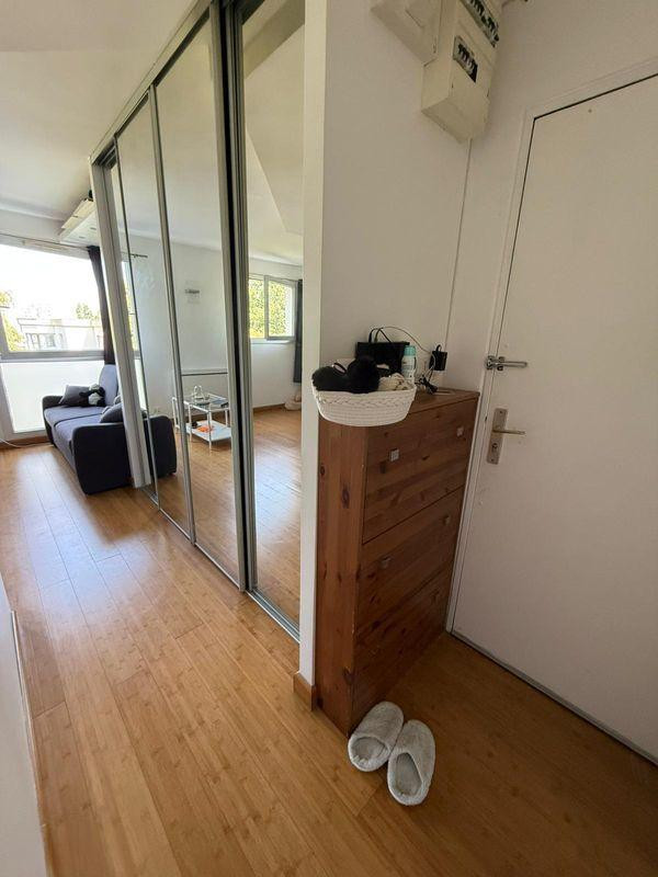 
                                                Location
                                                 Beau studio a Rosny sous Bois