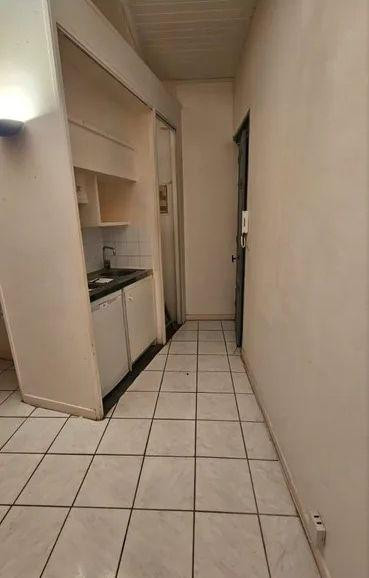 
                                                Location
                                                 Beau studio avec mezzanine 15m²