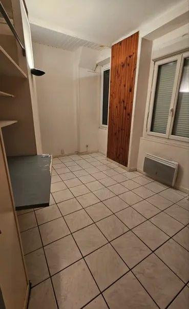 
                                                Location
                                                 Beau studio avec mezzanine 15m²