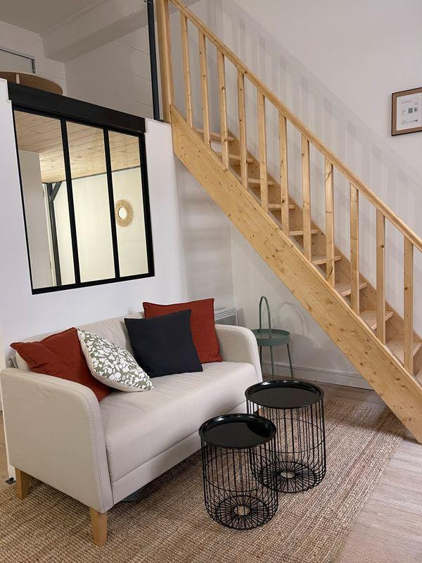 
                                                Location
                                                 Beau studio avec terrasse et mezzanine à Boulogne