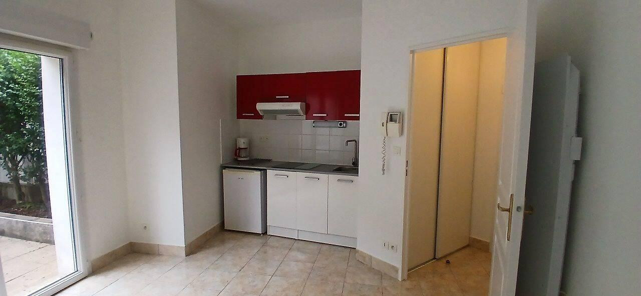 
                                                Location
                                                 Beau studio de 21 m² avec jardin et terrasse