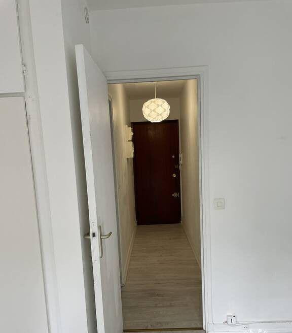 
                                                Location
                                                 Beau studio de 26 m² avec balcon sans vis-à-vis