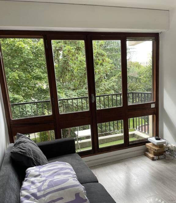 
                                                Location
                                                 Beau studio de 26 m² avec balcon sans vis-à-vis