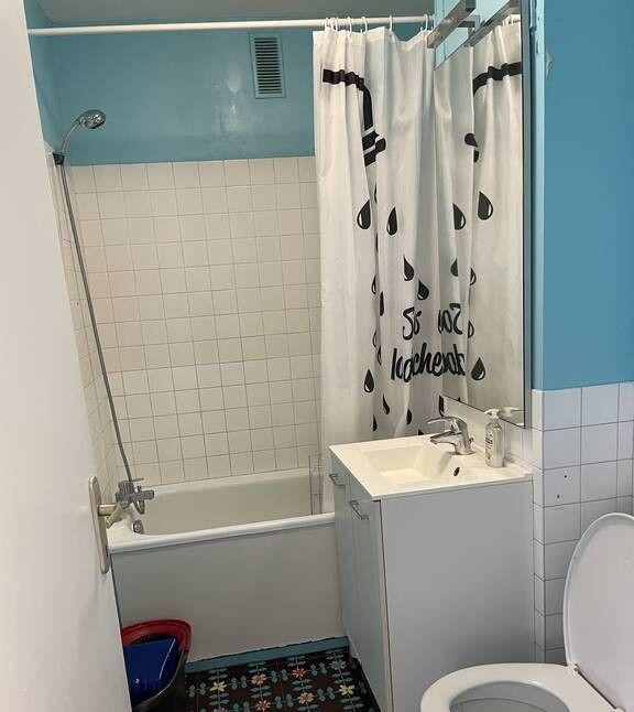 
                                                Location
                                                 Beau studio de 26 m² avec balcon sans vis-à-vis