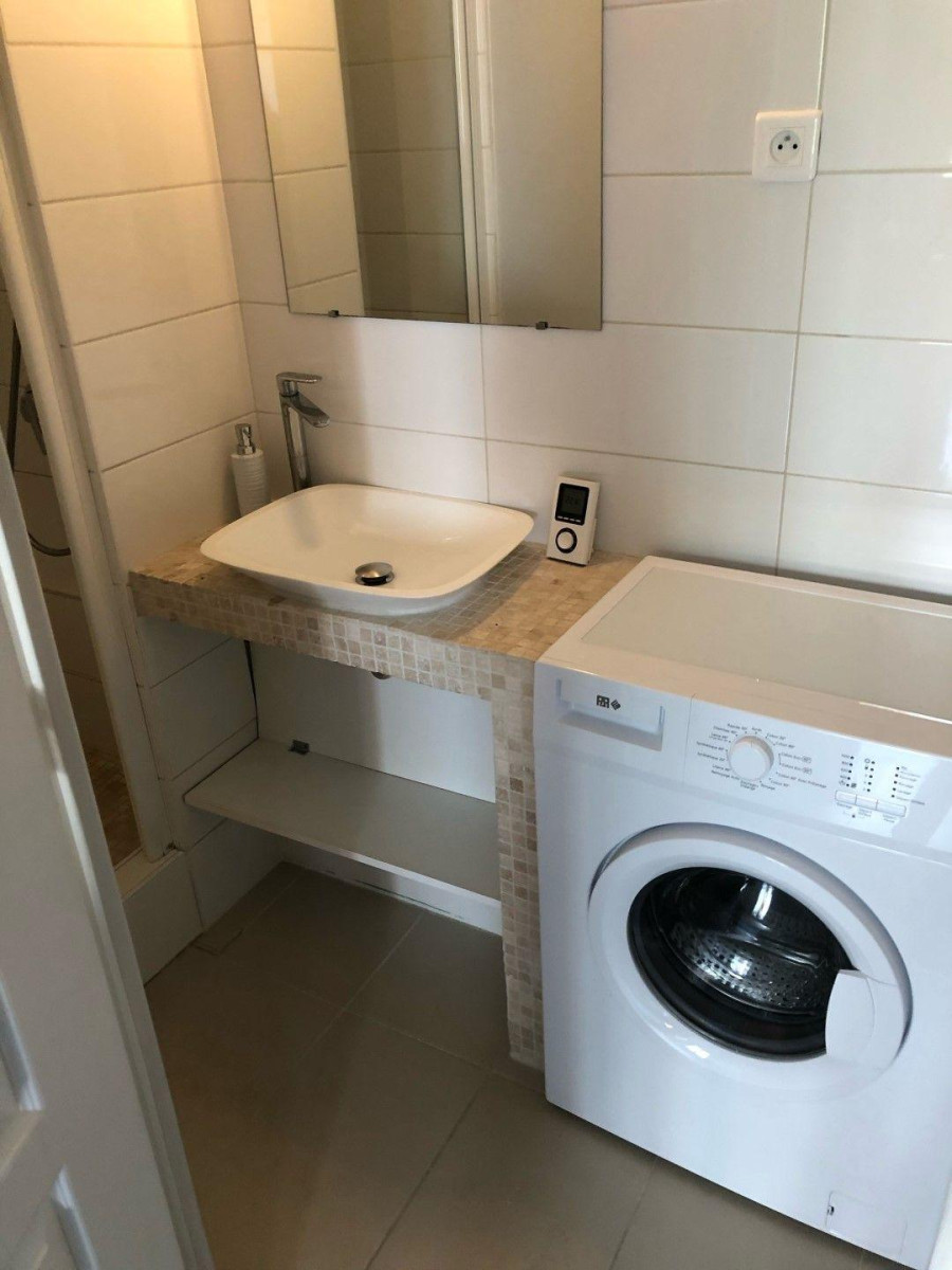 
                                                Location
                                                 Beau studio/F1Bis meublé 31m² avec balcon