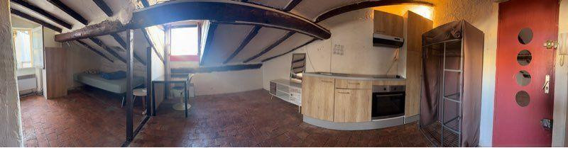 
                                                Location
                                                 Beau studio lumineux 20m² vieux Nice