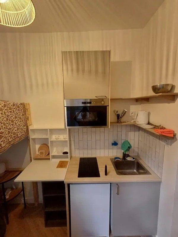 
                                                Location
                                                 Beau studio meublé 11m² Clichy Cosy Nest