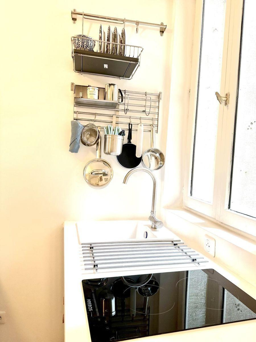 
                                                Location
                                                 Beau studio meublé 11m² refait à neuf