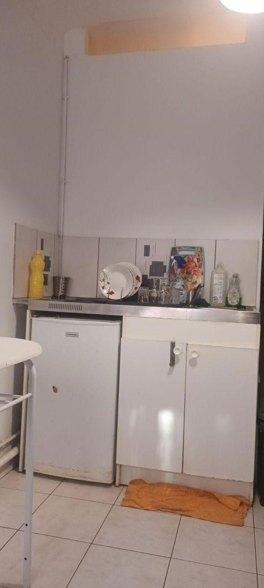 
                                                Location
                                                 Beau studio meublé 13m² à Saint Giniez