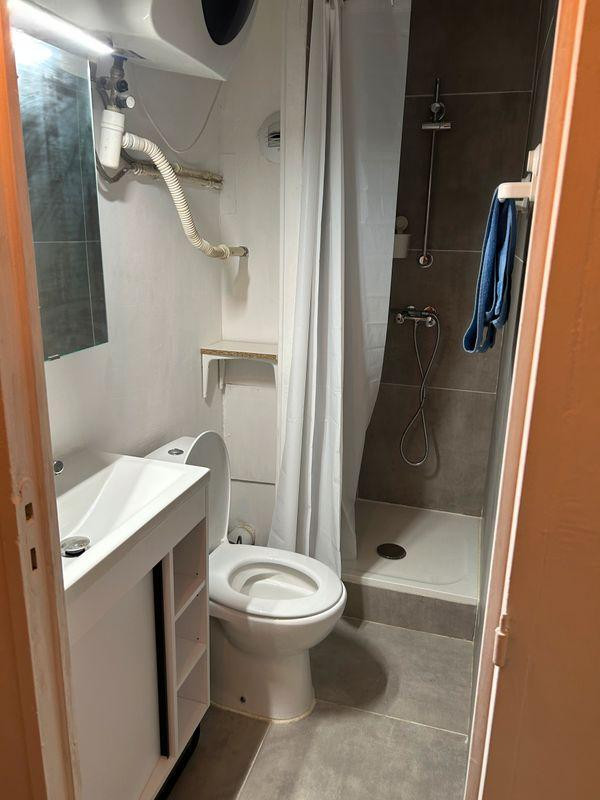 
                                                Location
                                                 Beau studio meublé 13m² Jean Jaurès