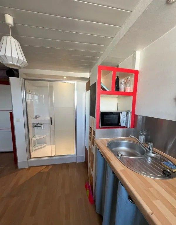 
                                                Location
                                                 Beau studio meublé 14m² centre ville